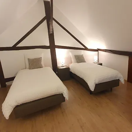 Les Pierris Near F1 Circuit