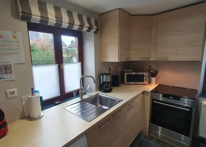 Les Pierris Near F1 Circuit Holiday home *