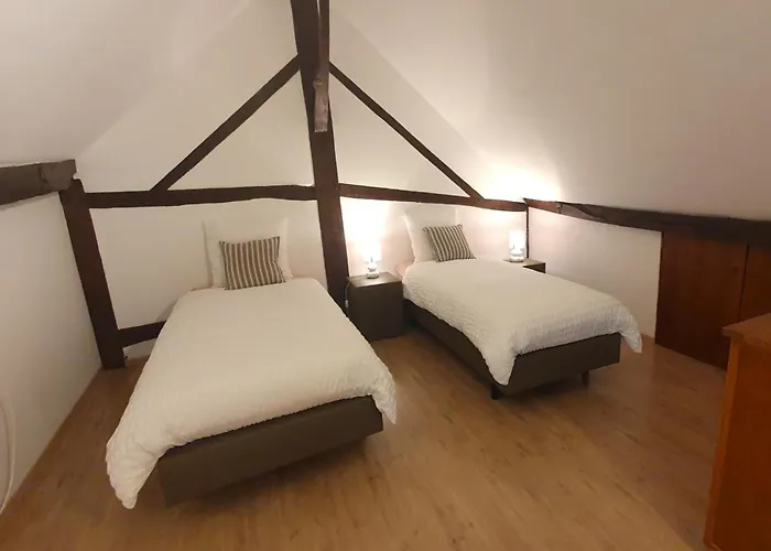 Les Pierris Near F1 Circuit