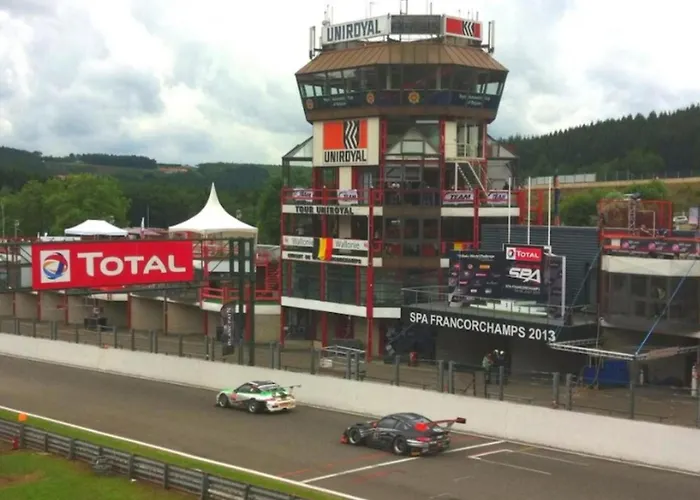 Les Pierris Near F1 Circuit Ferienhaus Francorchamps